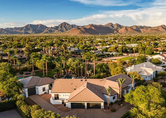 With Pool & Outdoor Fun * Scottsdale