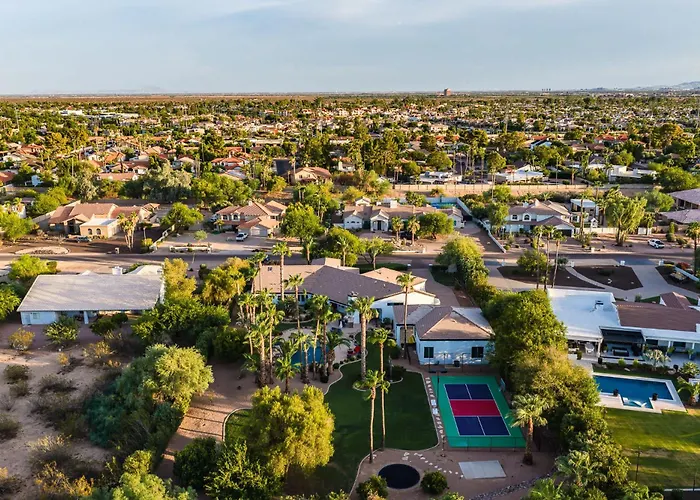 With Pool & Outdoor Fun * Scottsdale