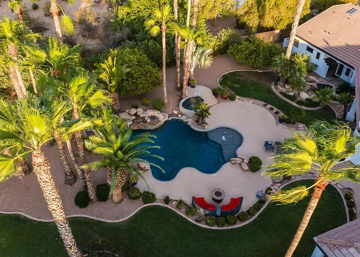 Hébergement de vacances With Pool & Outdoor Fun