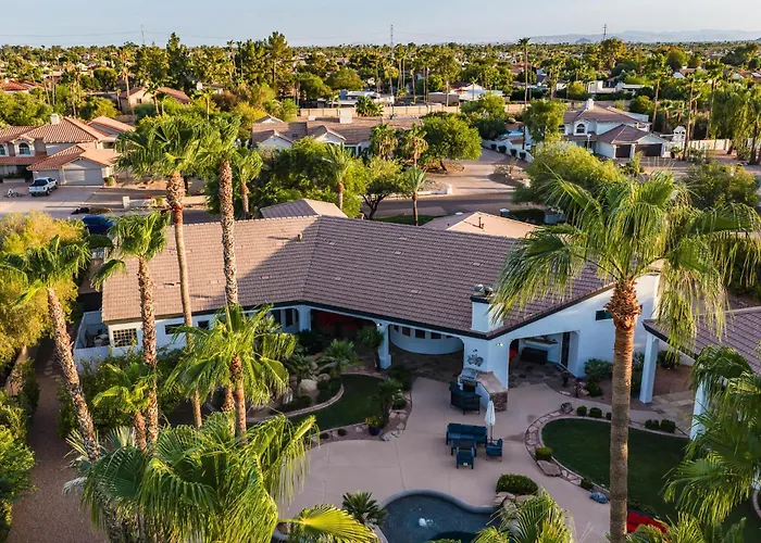 With Pool & Outdoor Fun * Scottsdale